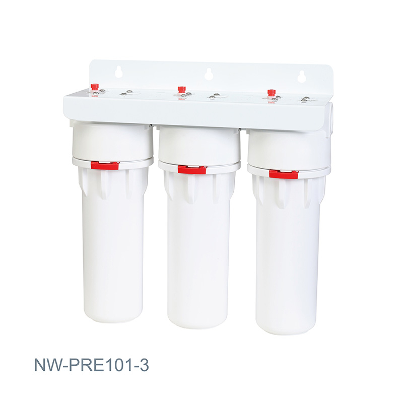 Easy undersink water filter